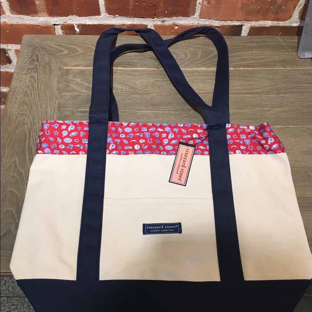 NWT Vineyard Vines Ltd Ed. NFL Classic Tote
